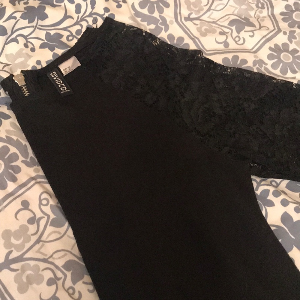 Little Black Dress with lace long sleeves - Picture 3 of 4